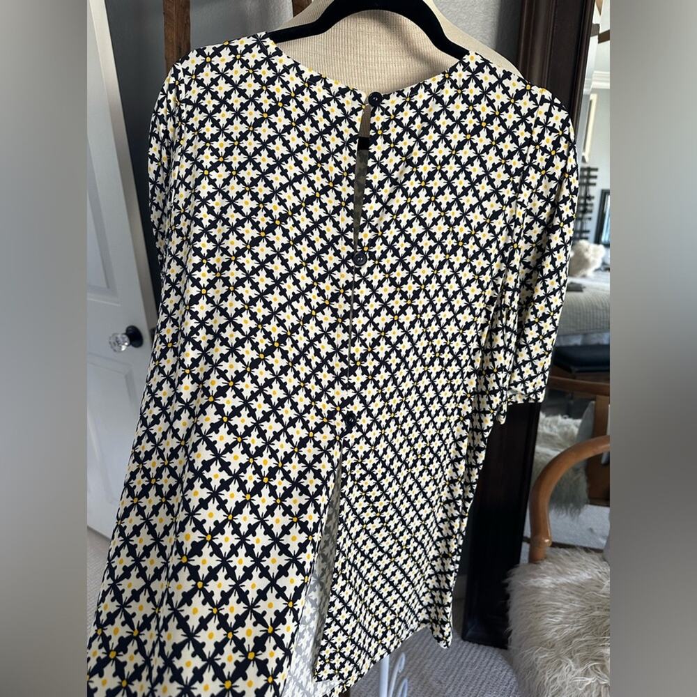 Stella McCartney top size 48 (10-12)